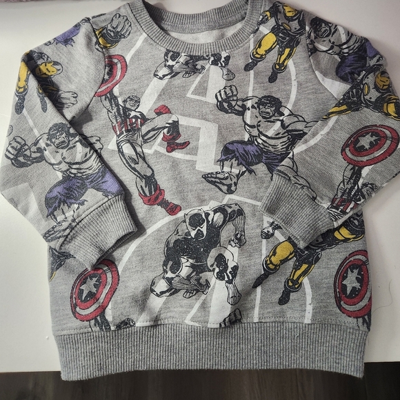 Marvel Other - Marvel Avengers Gray Sweatshirt